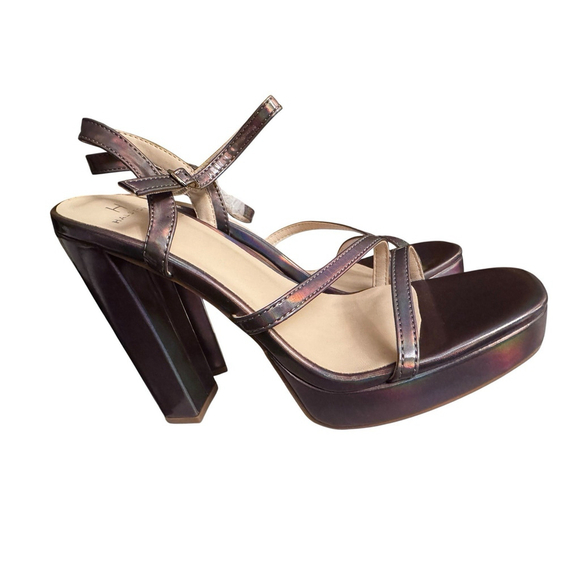 H by Halston Sardinia Sandals - Picture 5 of 12